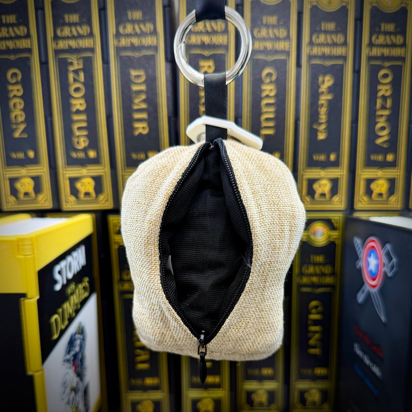 Didget Hanging Plush Pouch