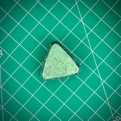 Islidenkliq - Crystal Titanium - Triangular Magnetic Slider