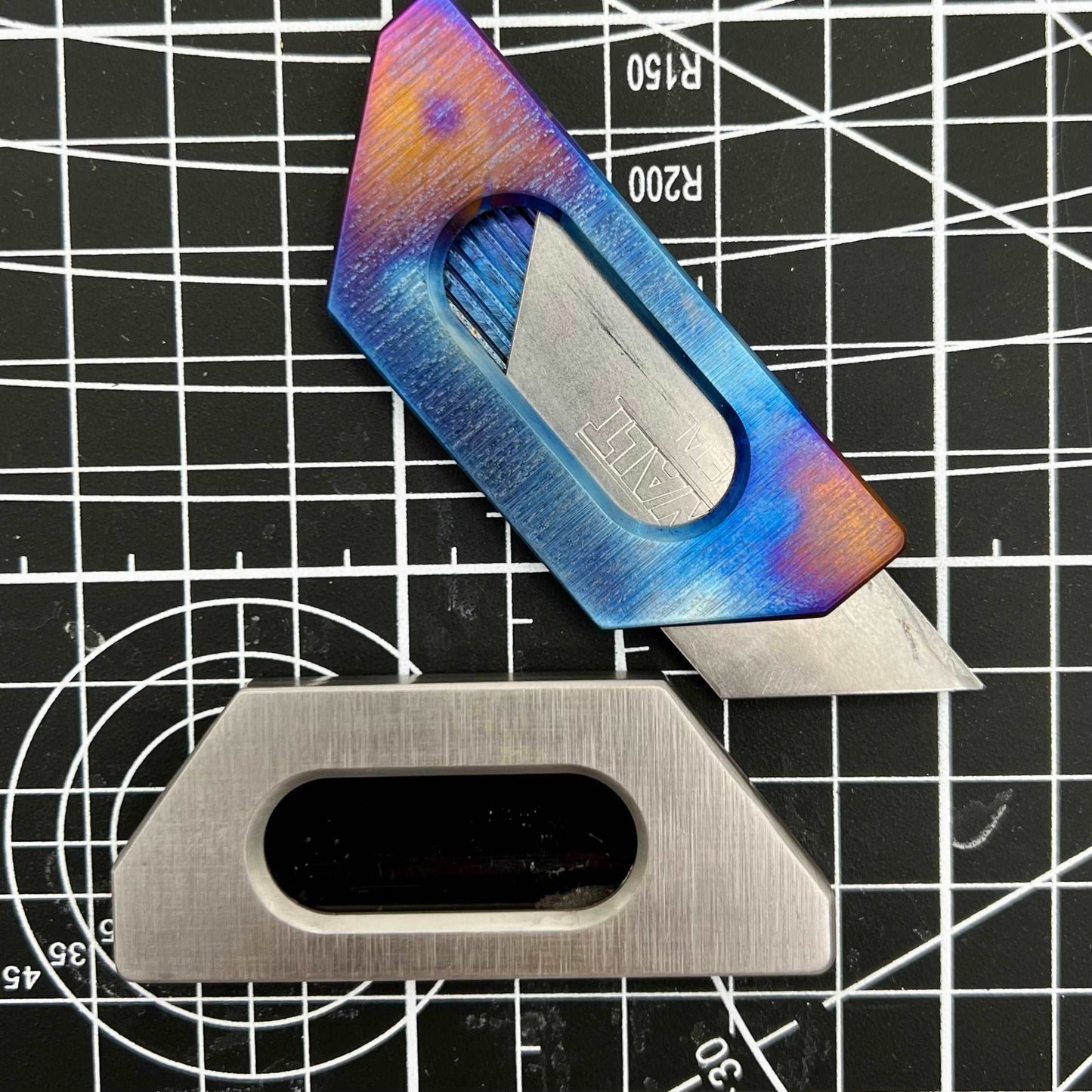 Slide - Titanium Utility Knife