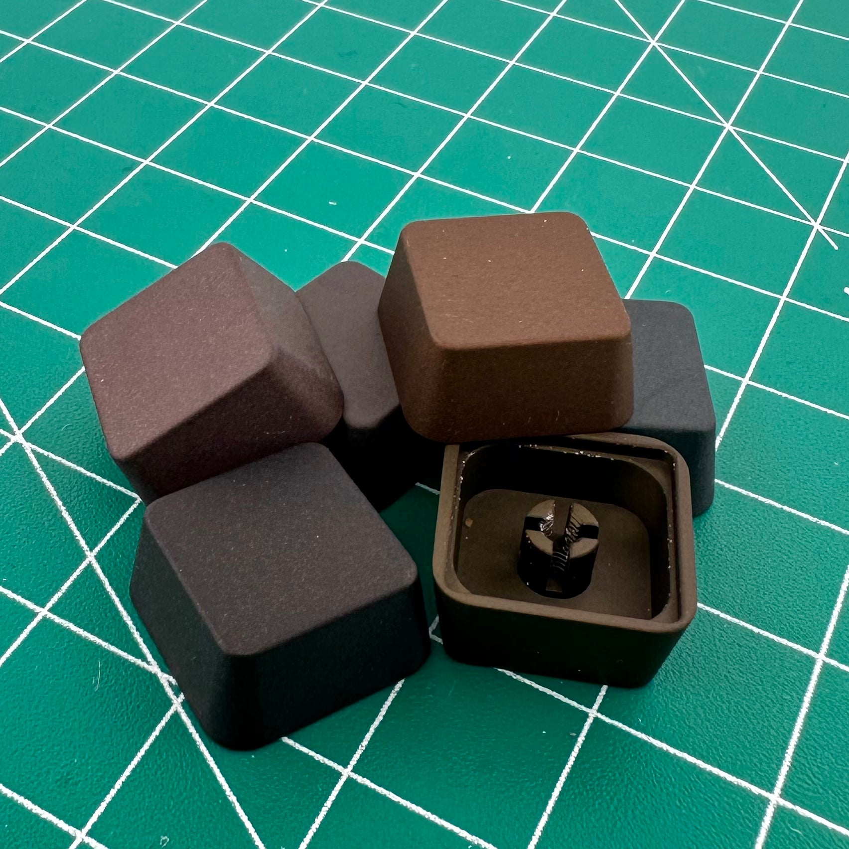 Alinity Key Cap Anodized Aluminum Key Cap – FidgetThings